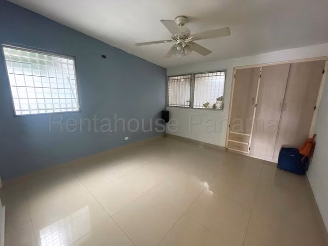 Casa en venta Avenida 12 de Octubre