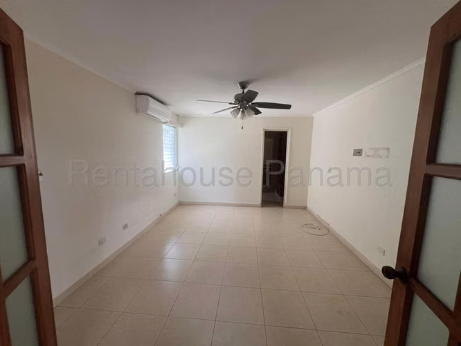 Casa en venta en Altos del Golf 358m2