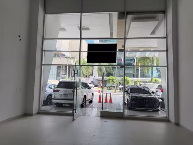 Local comercial en calle 50