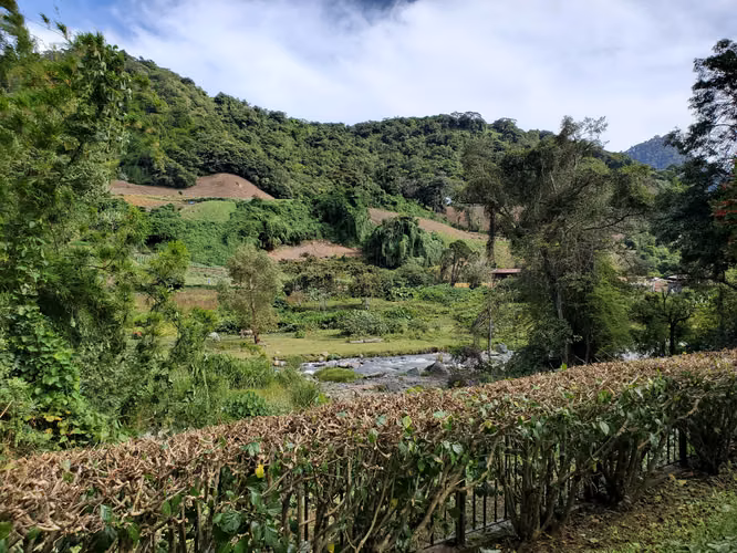 Oasis de Montaña en Nueva Suiza, Tierras Altas