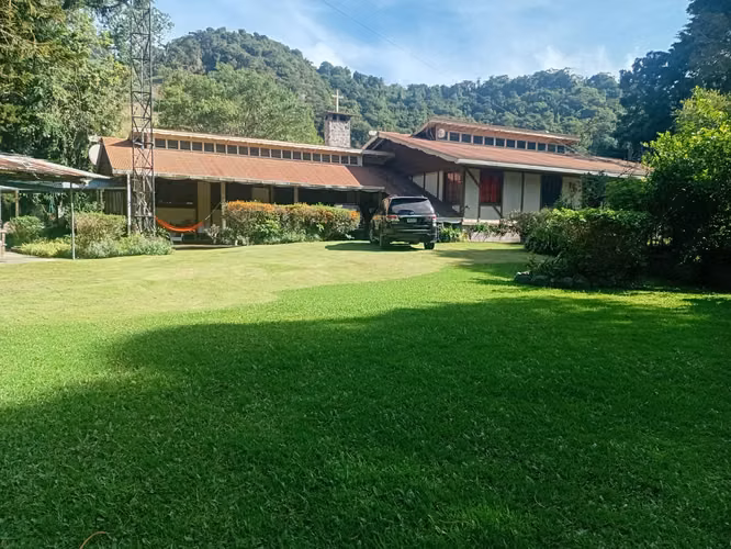 Oasis de Montaña en Nueva Suiza, Tierras Altas
