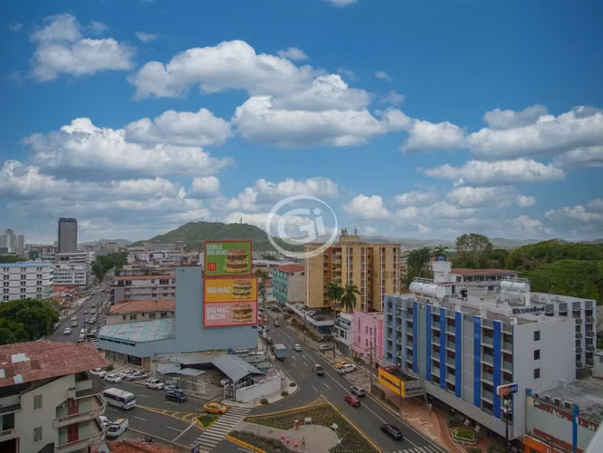 PH Botánico Venta Apartamento Bella Vista Cocina remodelada.