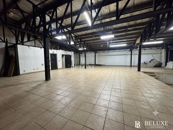 ALQUILER DE BODEGA/GALERA EN BETHANIA, LOS ANGELES (21)