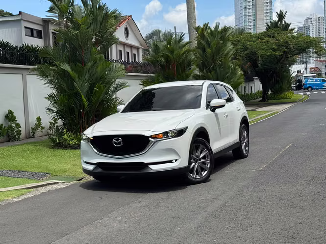 MAZDA CX-5 AÑO 2020 - Versión Semi Full, Automática