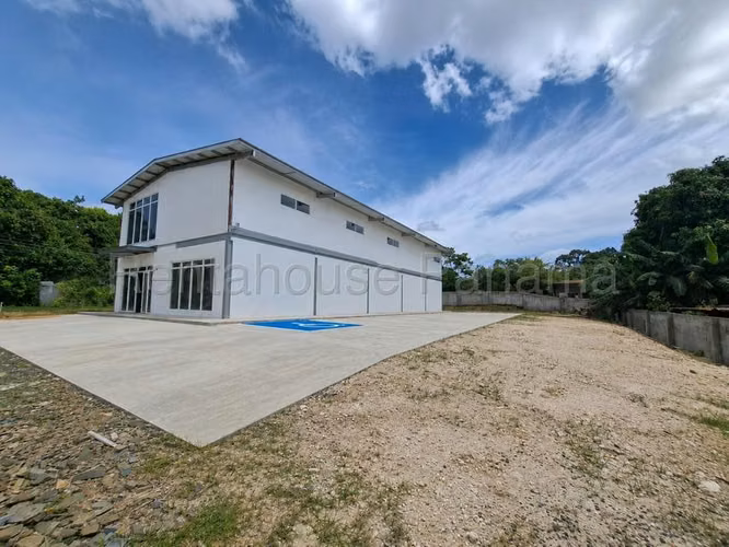 Galera en Venta en Coronado YM