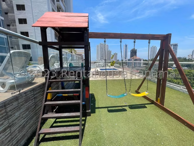 Apartamento En Venta En Parque Lefevre SYH