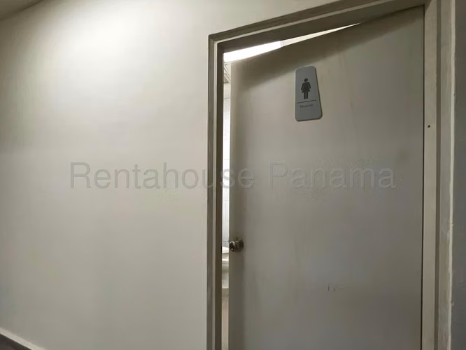 VENTA DE EDIFICIO EN TRANSISTMICA  - PLAZA AGORA
