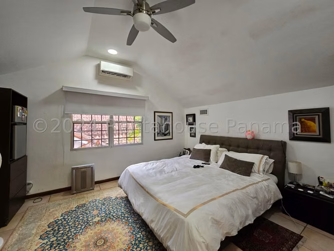 VENTA DE CASA BRISAS DEL GOLF GM