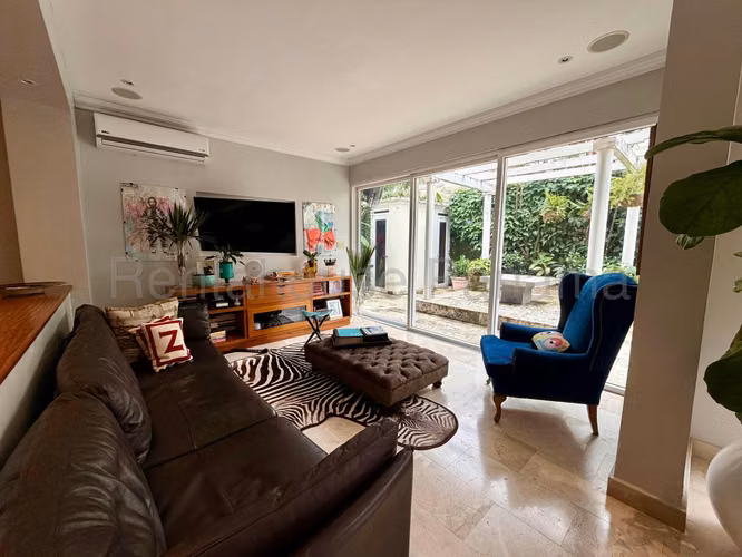 VENTA DE CASA COSTA DEL ESTE GM