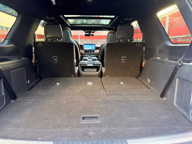 LINCOLN NAVIGATOR RESERVE