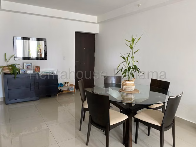 Vendo Apartamento en Carrasquilla KA26-7570