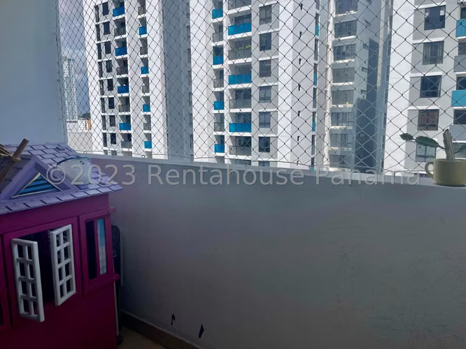 Se Vende Apartamento en Condado del Rey MDV27-836