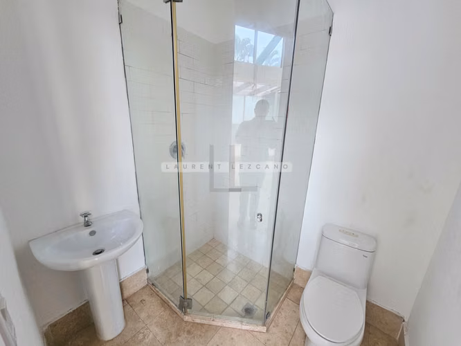 Vendo Apartamento con Terraza en Loft 41 Punta Pacífica. Negociable