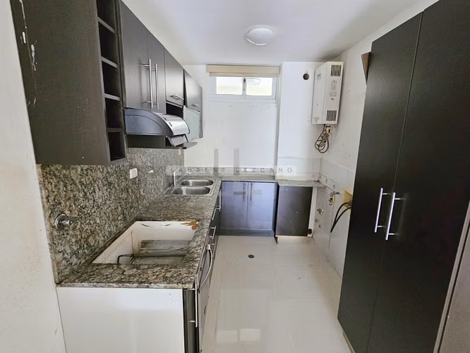 Venta Apartamento Planta Baja patio privado Altamira Garden. Haga una oferta