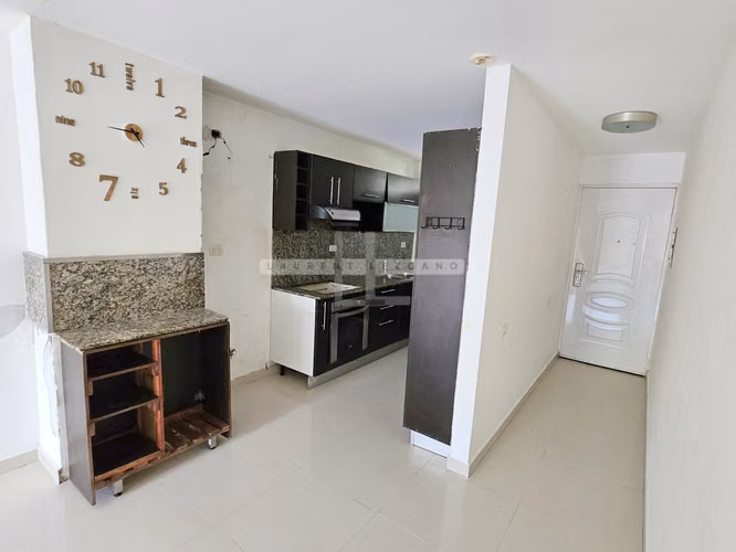 Venta Apartamento Planta Baja patio privado Altamira Garden. Haga una oferta