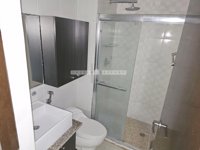 Venta Apartamento Planta Baja patio privado Altamira Garden. Haga una oferta