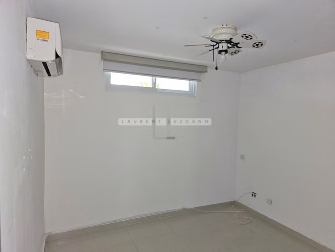 Venta Apartamento Planta Baja patio privado Altamira Garden. Haga una oferta