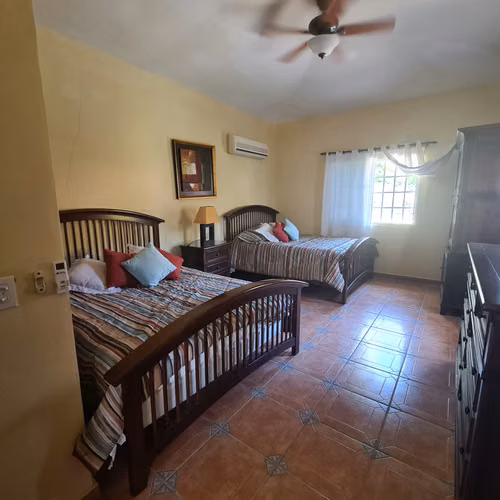 VENDO CASA. SEA CLIFF. SANTA CLARA. PLAYA. B&B. POSADA.