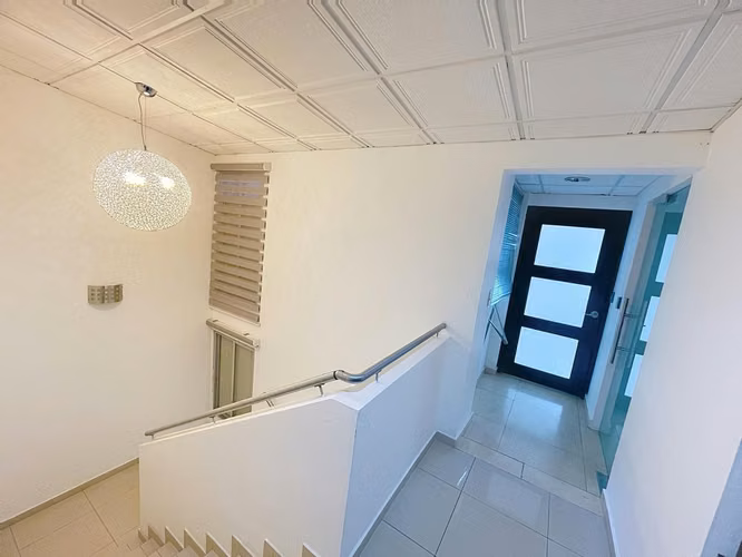 Venta de Plaza Comercial en Santa Elena