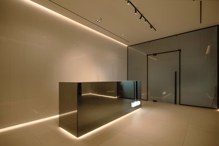 Venta de Oficina Corporativa en PH Armani Casa