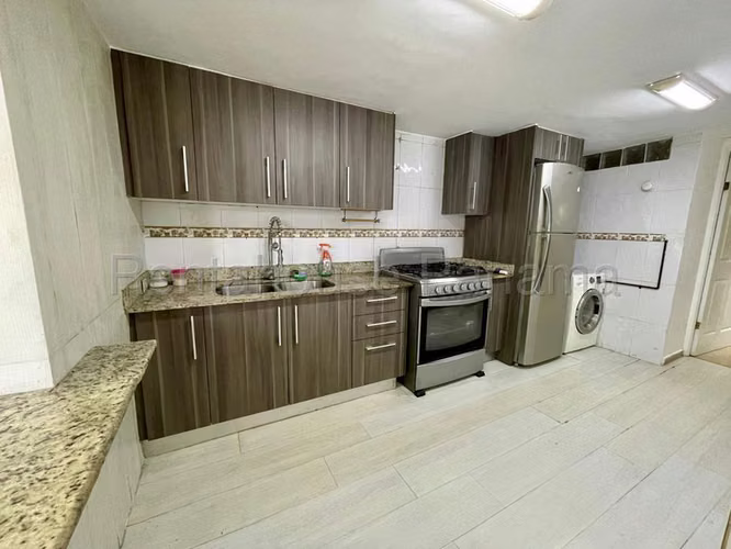 Venta de casa en Hato Pintado 26MVCH4460