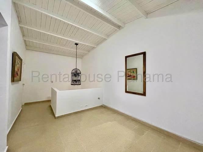Venta de casa en Hato Pintado 26MVCH4460