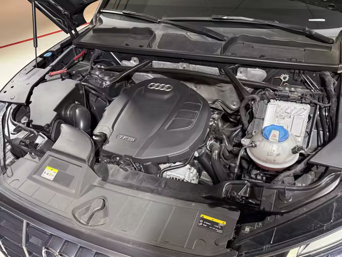 AUDI Q5 45 TFSI QUATTRO 2021