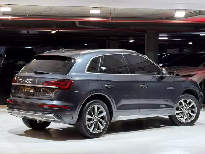 AUDI Q5 45 TFSI QUATTRO 2021