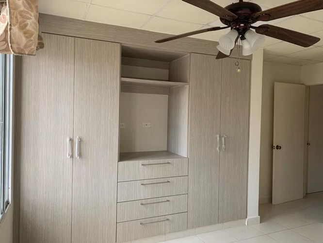 Se alquila Casa en Montelimar
