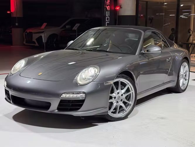 PORSCHE 911 CARRERA CABRIOLET 2011