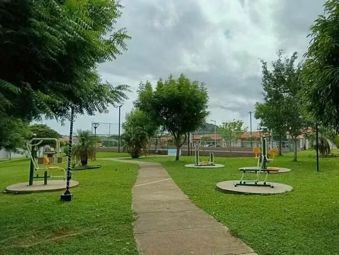 Se Alquila casa Arboledas cercada atrás Cloúster Los Avellanos
