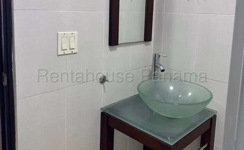 Venta de Apartamento en El Cangrejo Ph Mediterraneo Loft EC