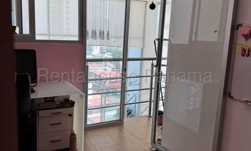 Venta de Apartamento en El Cangrejo Ph Mediterraneo Loft EC
