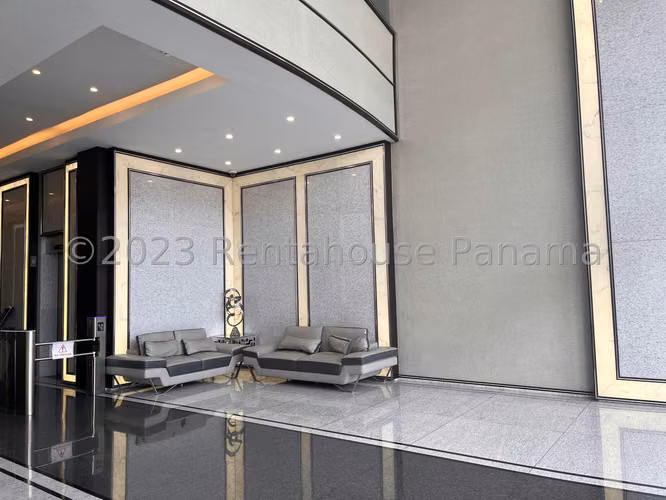 Venta de Oficina en El Dorado Golden Point EC