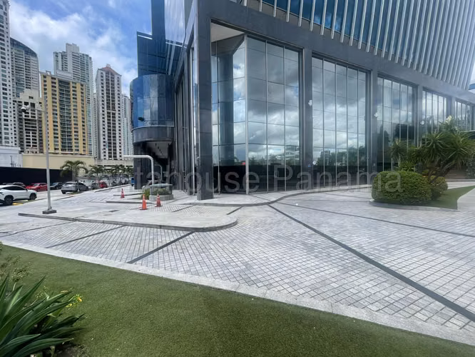 ALQUILER DE LOCAL COMERCIAL EN PUNTA PACIFICA ESM