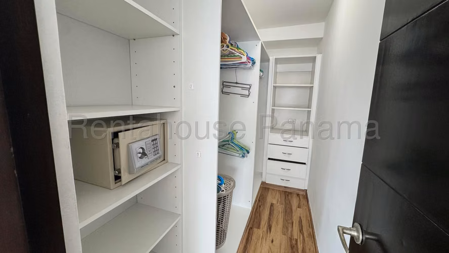 Venta de Apartamento en Avenida Balboa Ph Bayfront Solo Cliente Directo MC