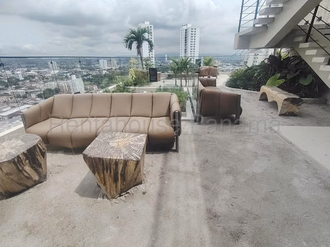 RR ALQUILER DE APARTAMENTO EN COCO DEL MAR PH DOVLE