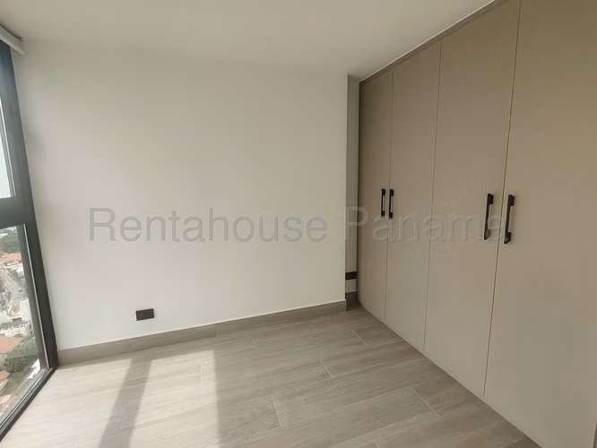 RR ALQUILER DE APARTAMENTO EN COCO DEL MAR PH DOVLE