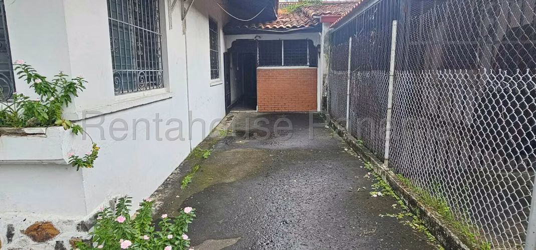 RR ALQUILER DE CASA EN BELLAVISTA CASA COMERCIAL