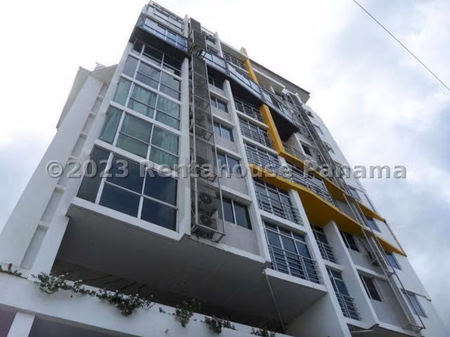 Apartamento en Alquiler en Carrasquilla RJ