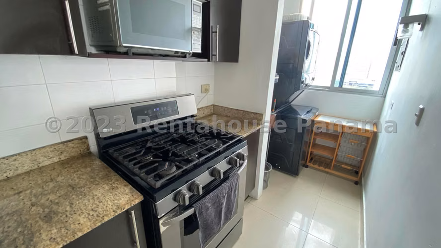 Apartamento en Alquiler en Carrasquilla RJ