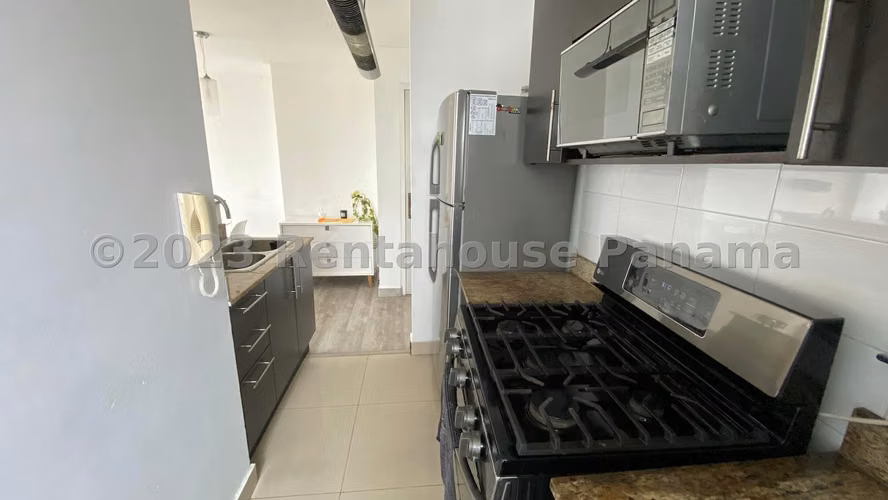 Apartamento en Alquiler en Carrasquilla RJ