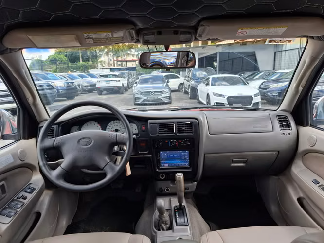 TOYOTA TACOMA 2002