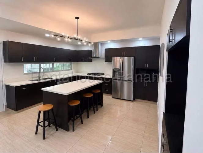 Casa en Venta en Albrook JG