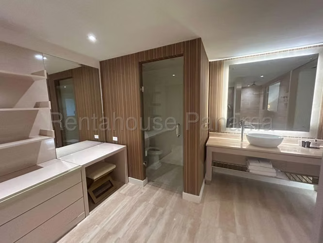 Alquiler de apartamento amoblado  Bella Vista PH Waldorf Astoria