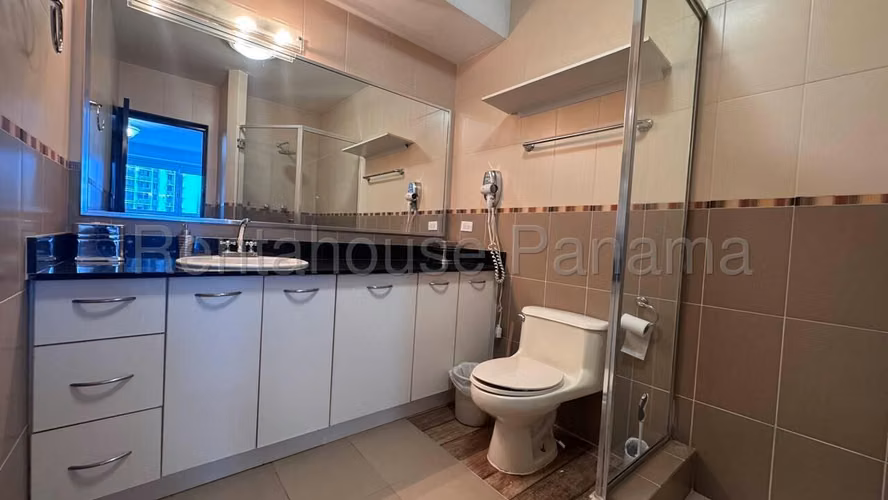 Alquiler de Apartamento en Avenida Balboa Ph Bayfront Solo Cliente Directo LFC