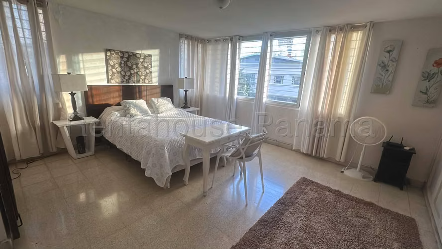Venta de Apartamento en Obarrio Ph FIESTA Solo Cliente Directo LFC