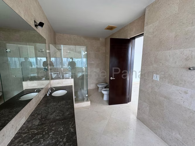 Venta de Apartamento en Paitilla Ph The Point Solo Cliente Directo LFC