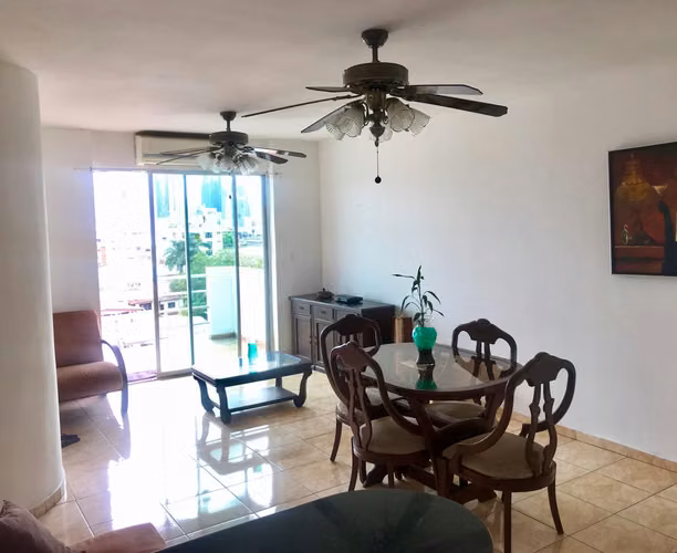 SE VENDE APARTAMENTO VIA PORRAS  ID 837