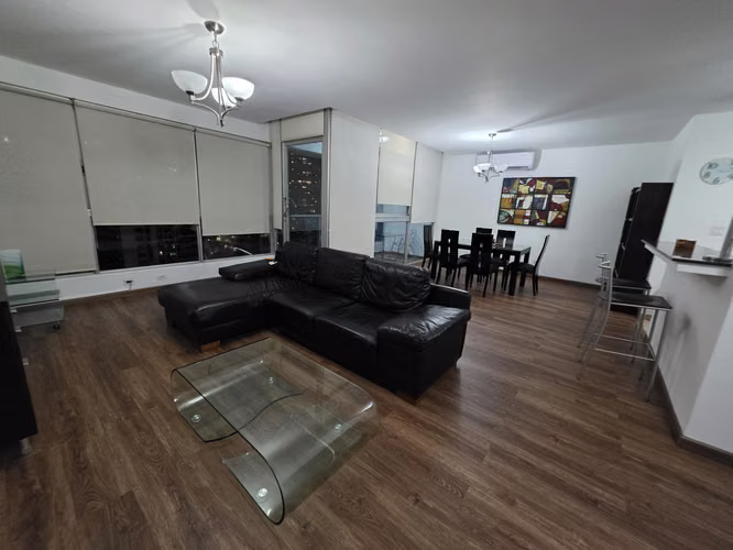 Alquiler de apartamento en Avenida Balboa